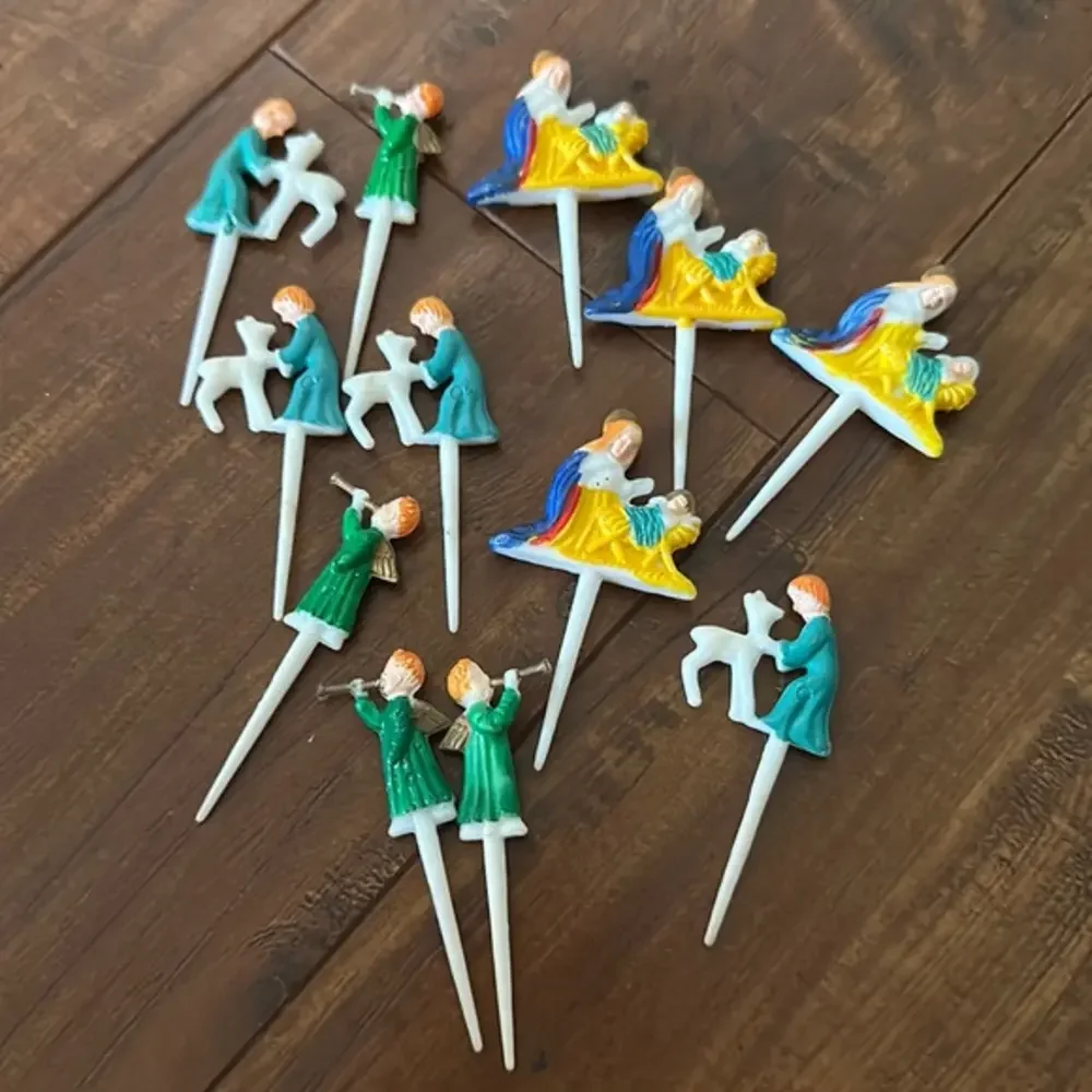 12 Vintage Christmas Baby Jesus Angels Cupcake Cake toppers‎ picks